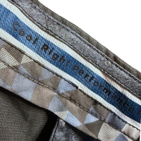 Haggar Cool Performance Dress Pants Mens Charcoal Tapered Slacks Size 34/29 - Picture 4 of 7